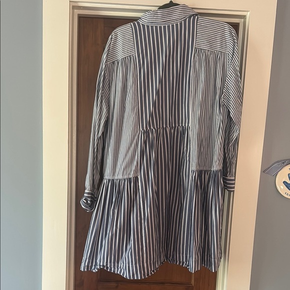Ganni Navy and White Striped Button-Down Dress - Picture 4 of 4